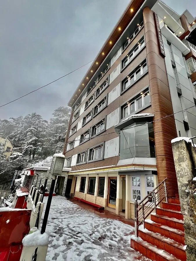 Crystal Hotel 3*, Shimla India