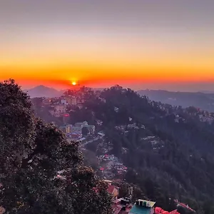 The Ashoka 300mts Walkable From Mall Road Shimla